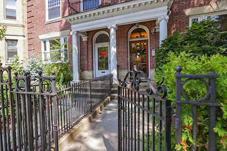 1724 Beacon St #2 Brookline, MA 02445