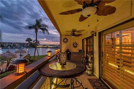 106 1st St E #107 Tierra Verde, FL 33715