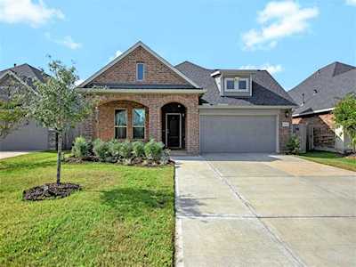 31338 Gulf Cypress Ln Hockley, TX 77447