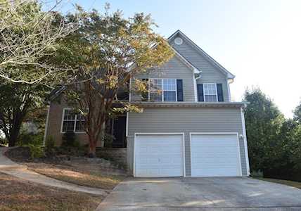 2165 Amberly Glen Way Dacula, GA 30019