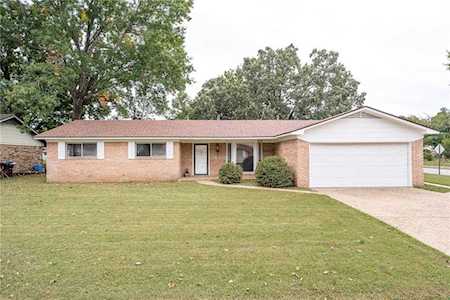 200 S 21st Terrace Fort Smith, AR 72908