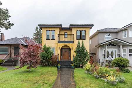 2638 Charles Street Vancouver, BC V5K 3A5