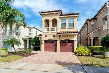 1041 Castle Pines Ct Reunion, FL 34747