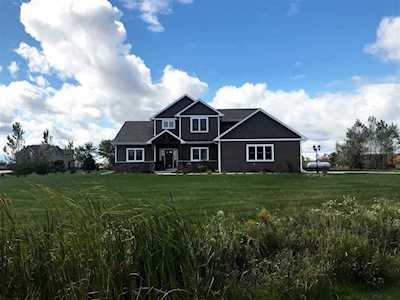 W161 Rolling Acres Ct Kaukauna, WI 54130