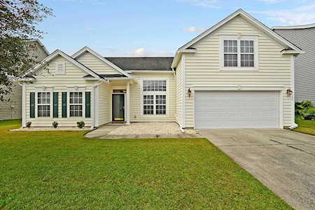 7306 Brown Thrasher Ct Hanahan, SC 29410