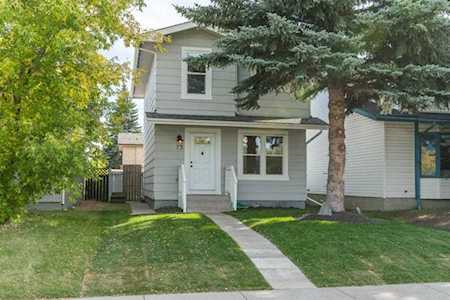 73 Sunvale Crescent SE Calgary, AB T2X 3R9