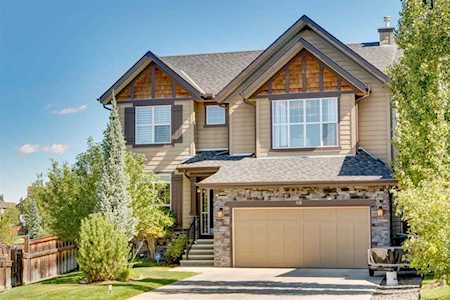40 Auburn Sound Ct SE Calgary, AB T3M 0G5