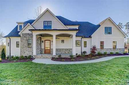 18122 Bear Track Dr Davidson, NC 28036