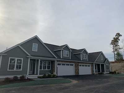 33 Country Club Ln. #33 Lakeville, MA 02347