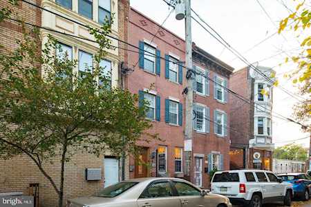 406 Monroe St Philadelphia, PA 19147
