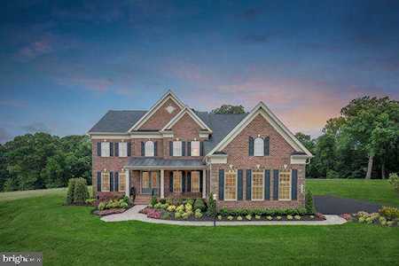 7 Gershwin Dr West Chester, PA 19380