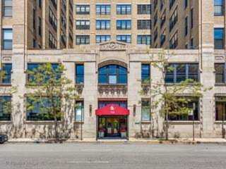 728 W Jackson Blvd #403 Chicago, IL 60661