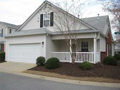 671 W Oaks Dr Woodstock, GA 30188