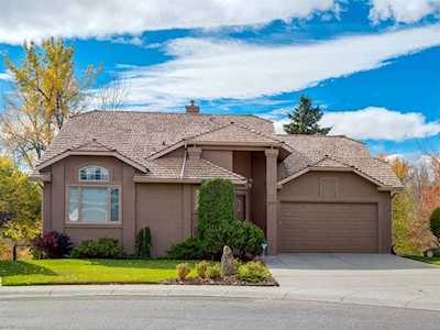 270 Douglasbank Mews SE Calgary, AB T2Z 2K2