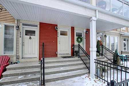 174 Auburn Meadows Walk SE Calgary, AB T3M 2E7