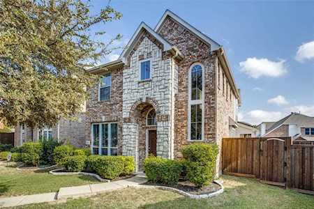 7466 Saddlehorn Drive Frisco, TX 75035