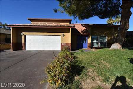 2251 Marlboro Dr Henderson, NV 89014