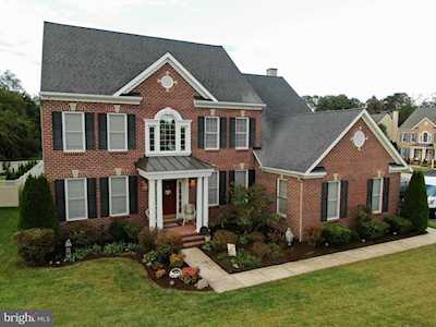 8220 Champion Ct Pasadena, MD 21122