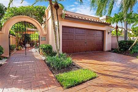 605 Via Verona Deerfield Beach, FL 33442