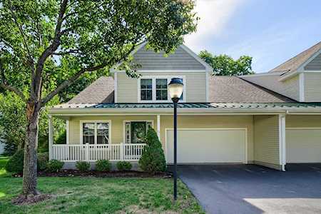 112 Fireside Ln #112 Holden, MA 01520