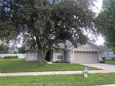 207 Steinbeck St Winter Garden, FL 34787