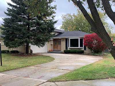 23W316 Wedgewood Ct Naperville, IL 60540