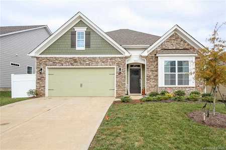 523 Belle Grove Dr Lake Wylie, SC 29710