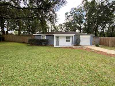 5897 Split Oak Ln Tallahassee, FL 32309