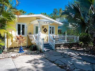 956 Dixie Beach Blvd Sanibel, FL 33957