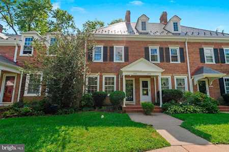 4250 35th St S Arlington, VA 22206