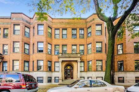 1025 W Balmoral Ave #3B Chicago, IL 60640