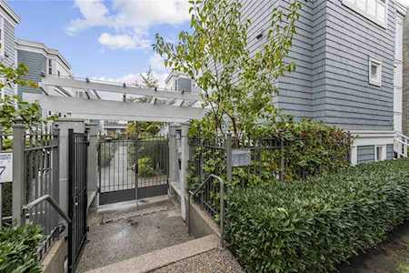 655 W 7th Avenue #202 Vancouver, BC V5Z 1B6