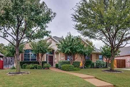 2821 Lukenbach Drive Plano, TX 75074