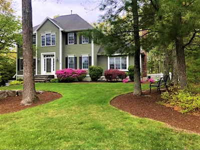 50 Colonial Dr Mansfield, MA 02048