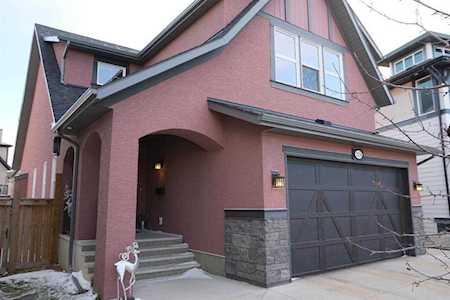 224 Mahogany Bay SE Calgary, AB T3M 0Y1