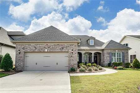 15927 Vale Ridge Dr Charlotte, NC 28278