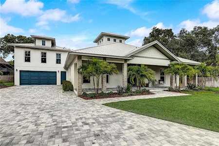 1009 S Morrison Ct Tampa, FL 33629
