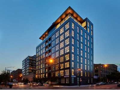 900 W Washington Blvd #302 Chicago, IL 60607