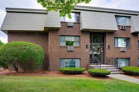 12 Hallmark Gdns #7 Burlington, MA 01803
