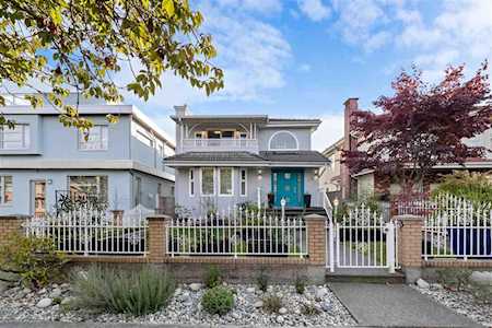 4318 St. Catherines Street Vancouver, BC V5V 4M3