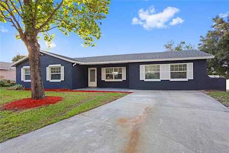 3756 Wateroaks Dr Orlando, FL 32818