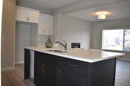 9 Drake Landing St Okotoks, AB T1S 0P7