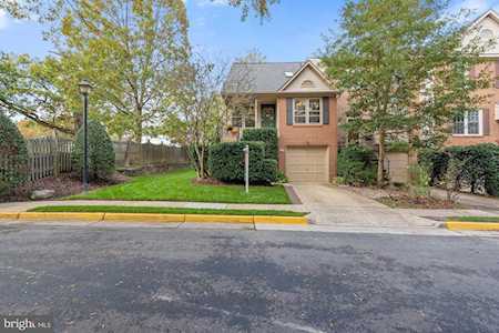 9394 Peter Roy Ct Burke, VA 22015