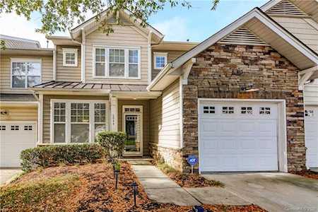6044 Pale Moss Ln Charlotte, NC 28269