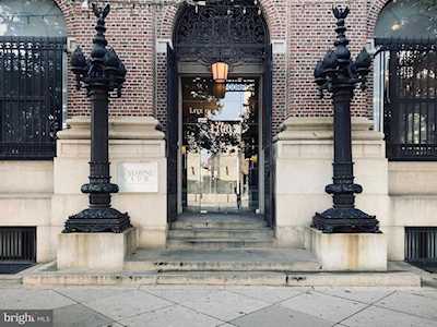 1100 S Broad St #406C Philadelphia, PA 19146