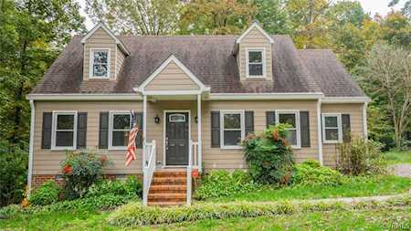 2600 Eagle Rock Ct Chester, VA 23831