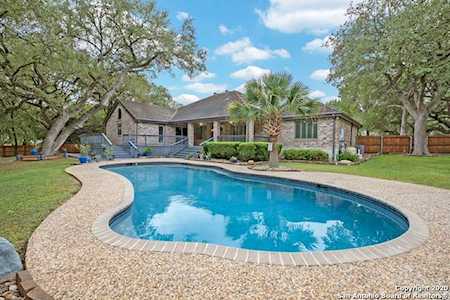 21110 Tree Top Cove Garden Ridge, TX 78266