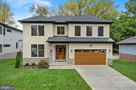 905 Ware St SW Vienna, VA 22180