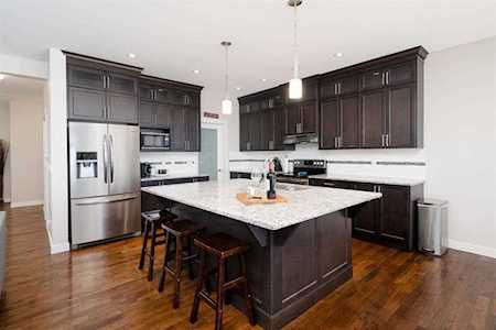 126 Reunion Green NW Airdrie, AB T4B 3X1
