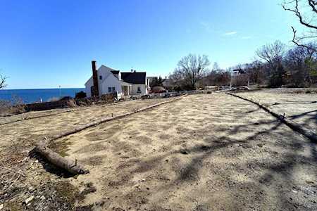 182 Bay Shore Drive Plymouth, MA 02360